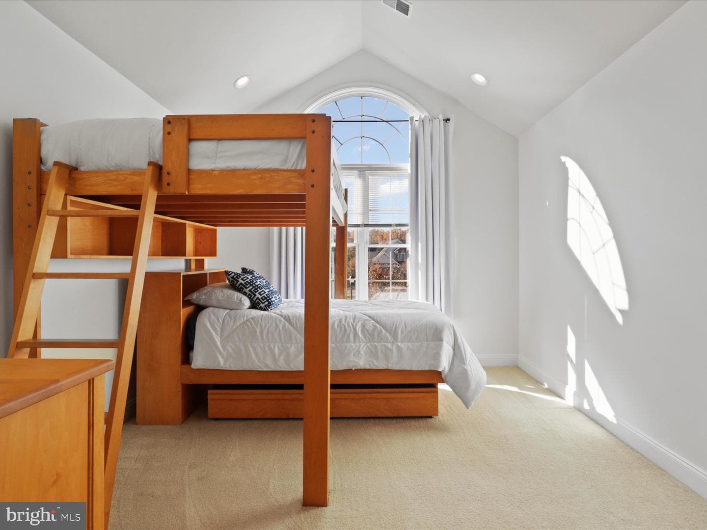 5709 Wheelwright Way photo 32