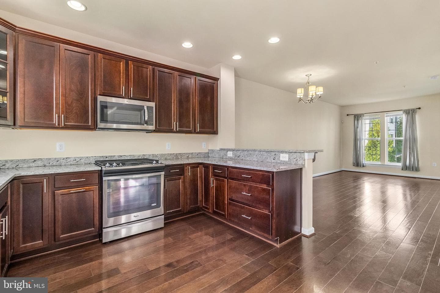 7394 Riding Meadow Way photo 10