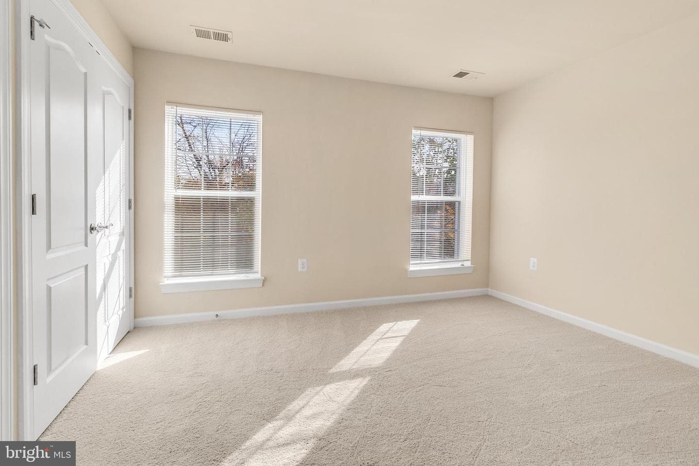 7394 Riding Meadow Way photo 23