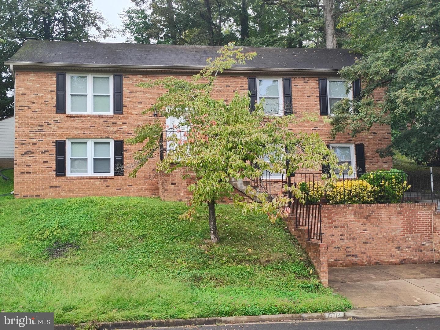15712 Brandywine Road photo 2