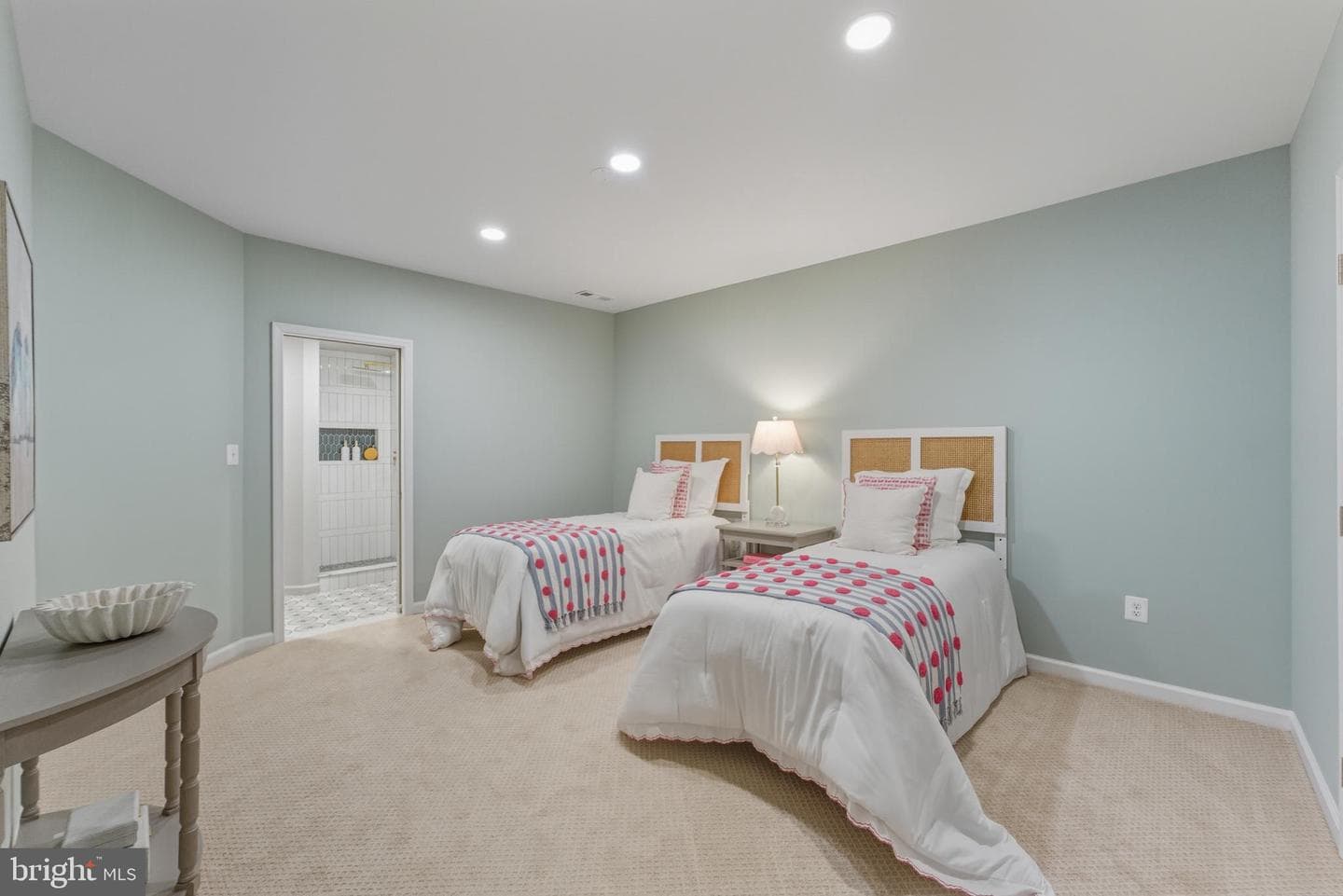 16830 Tidewater Court photo 28