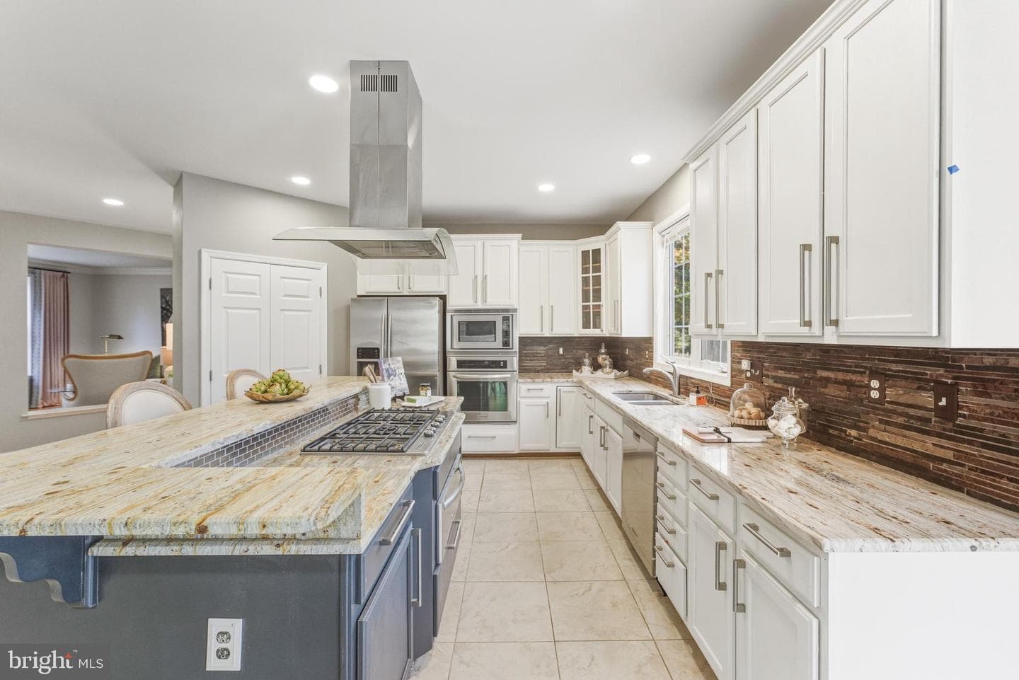 16830 Tidewater Court photo 8