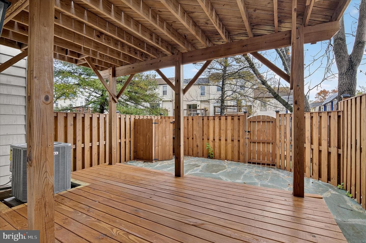 10502 Oronoco Lane photo 36
