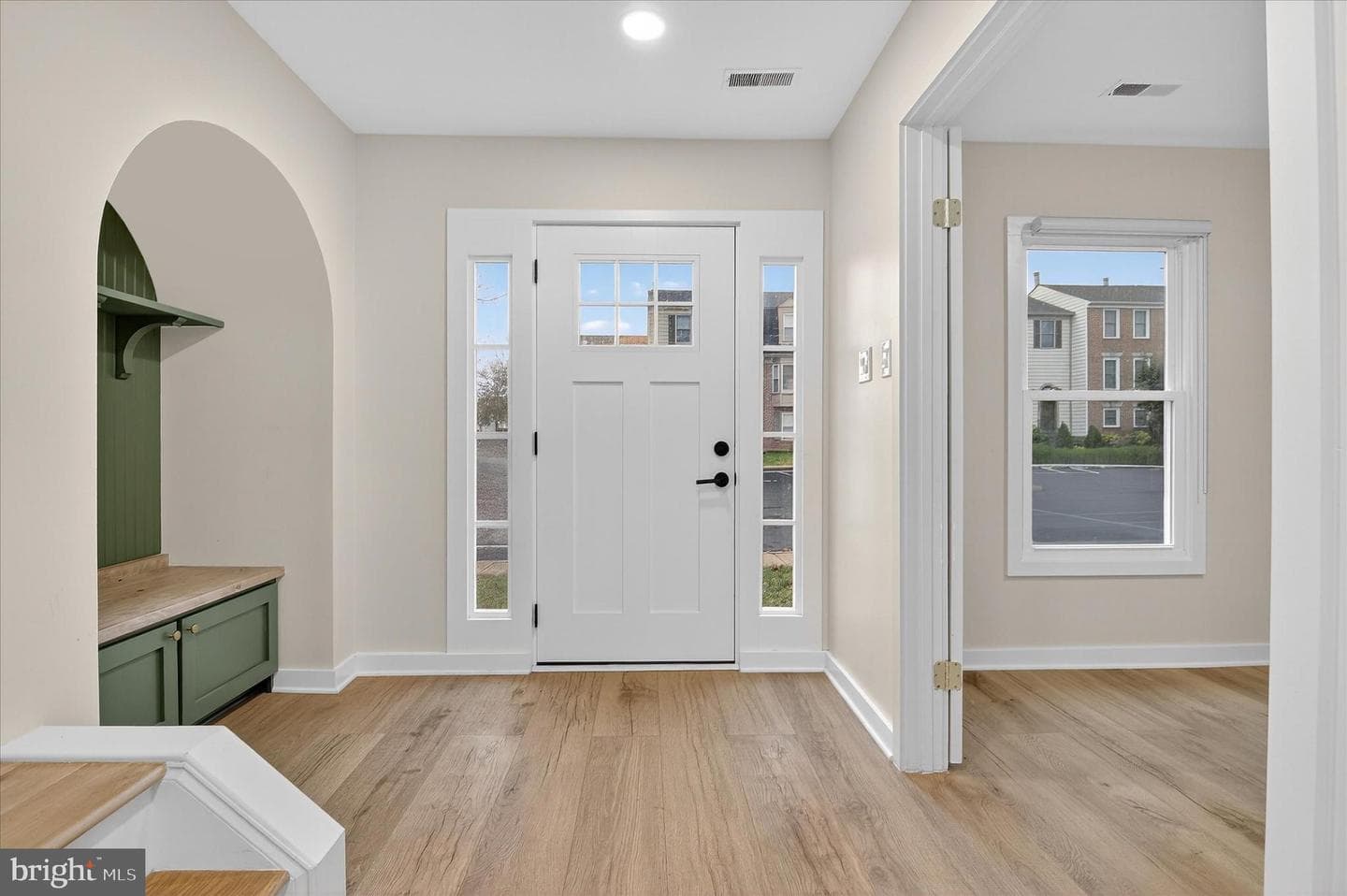 10502 Oronoco Lane photo 4