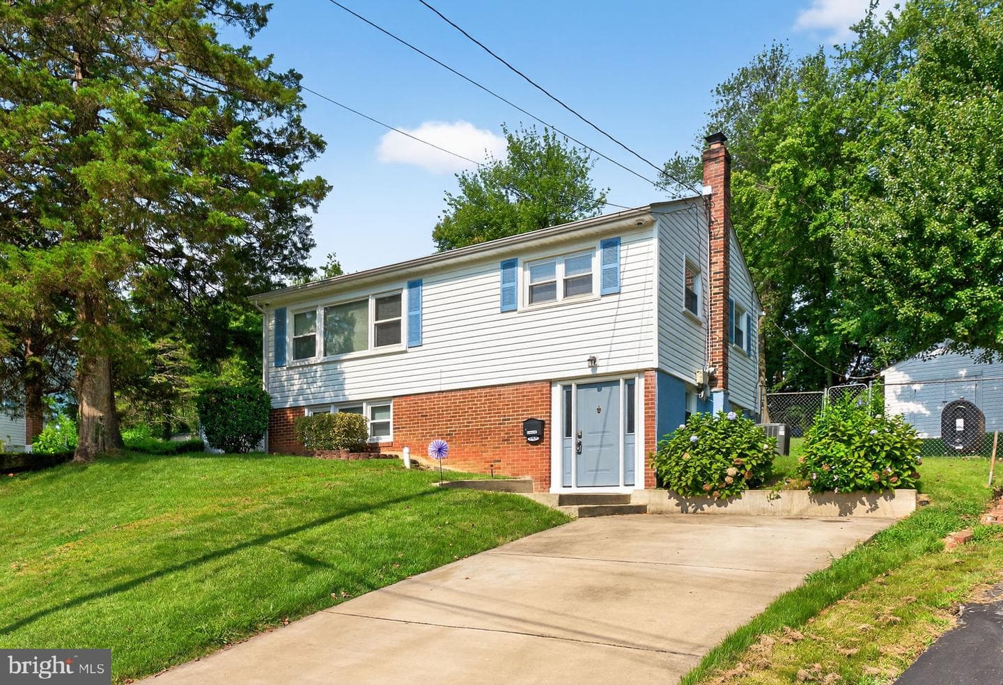 13430 Greenacre Drive photo 3