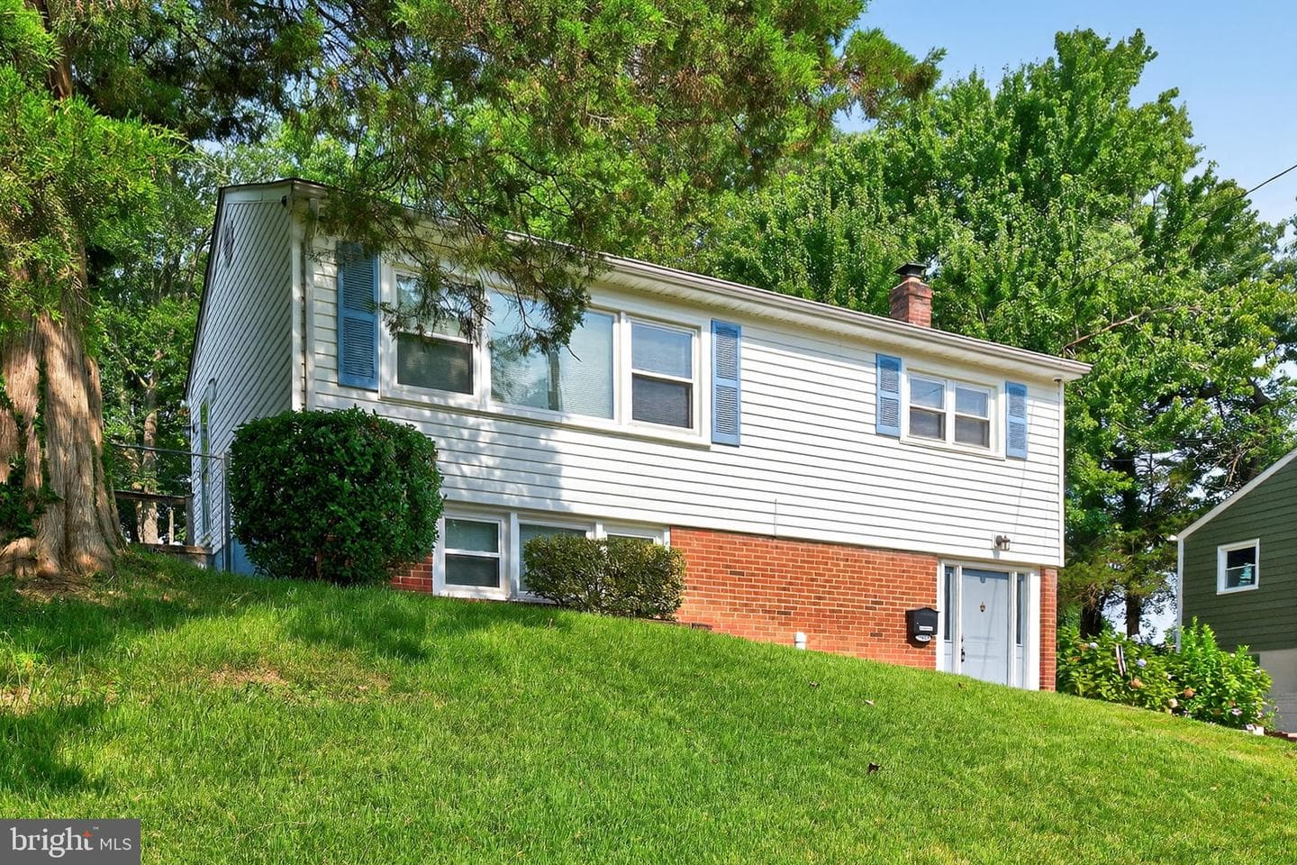 13430 Greenacre Drive photo 4