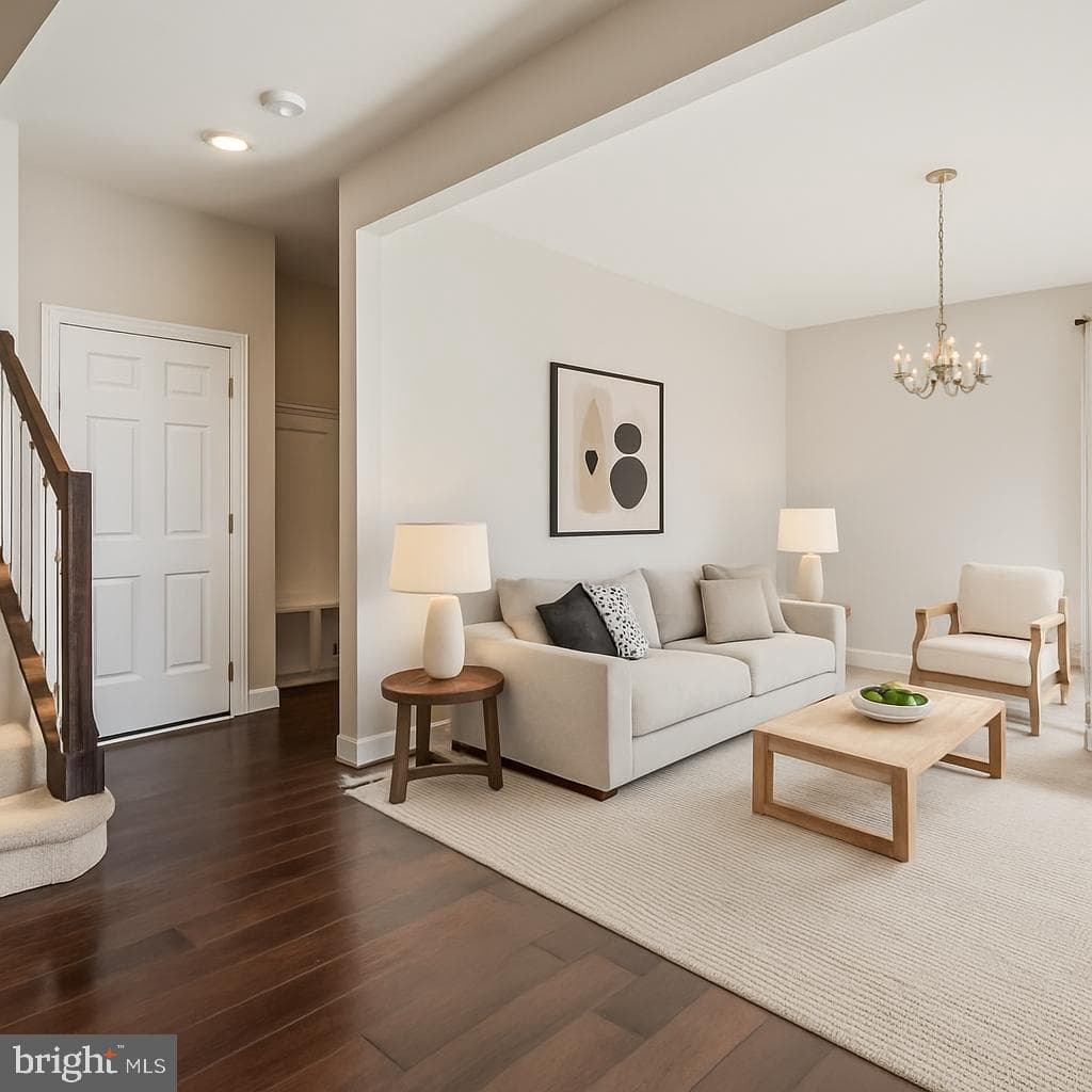 2073 Alder Lane photo 3