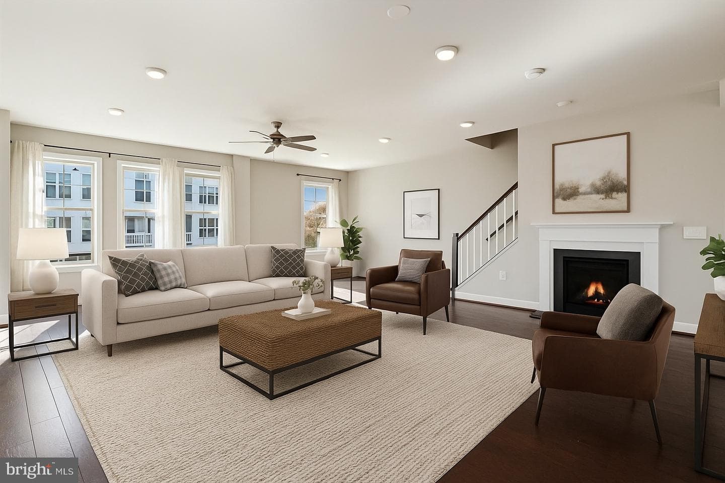 2073 Alder Lane photo 4