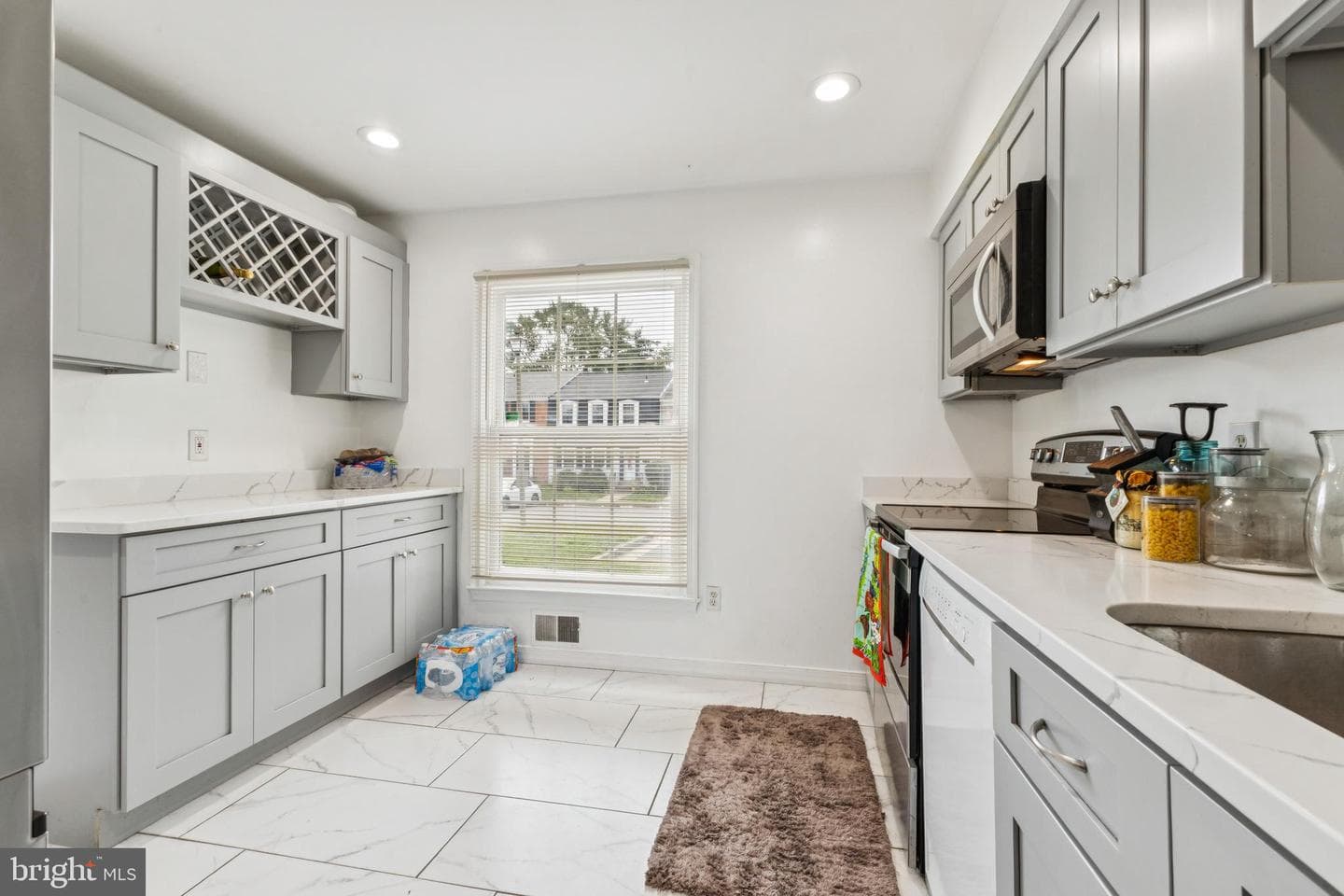 1422 Flagship Drive photo 4