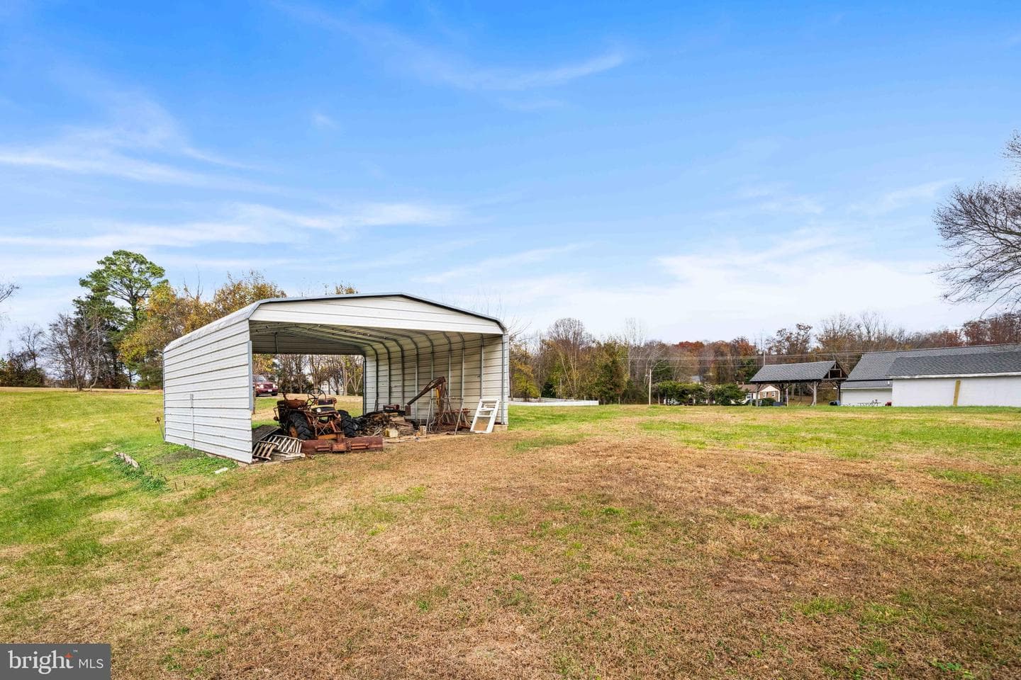10012 Ellis Road photo 10
