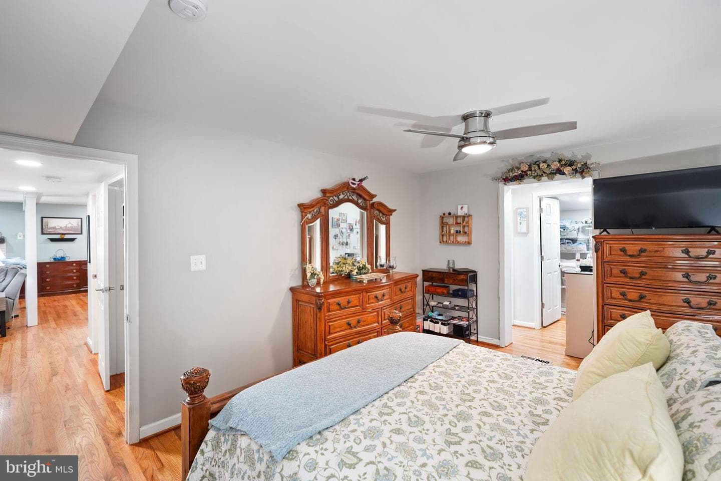 10012 Ellis Road photo 33