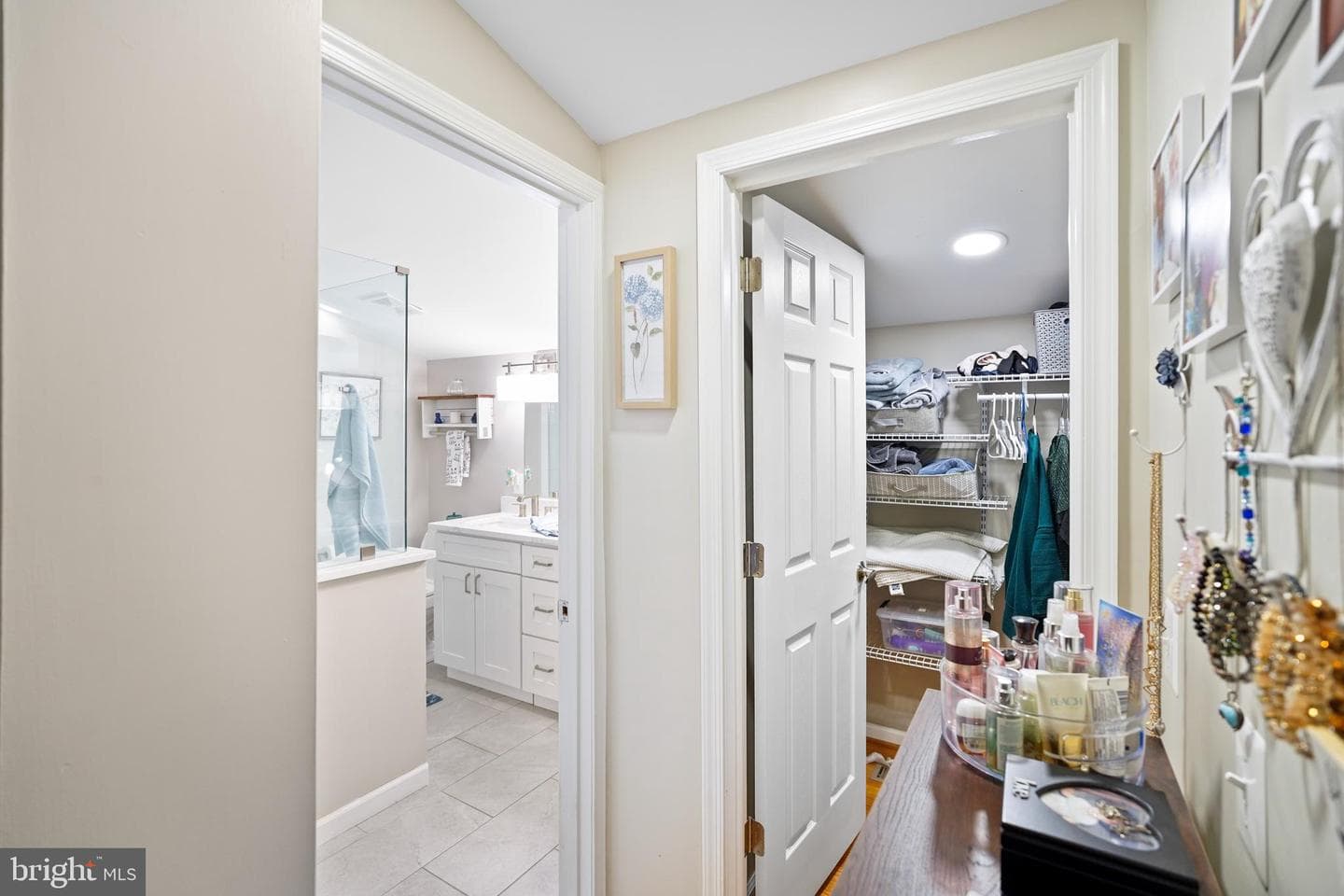 10012 Ellis Road photo 36