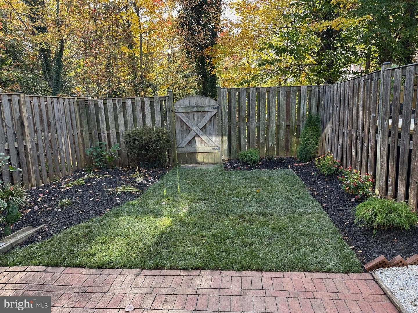 4703 S Park Court photo 4