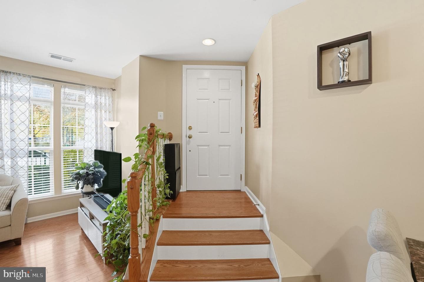 8013 Crescent Park Drive photo 10
