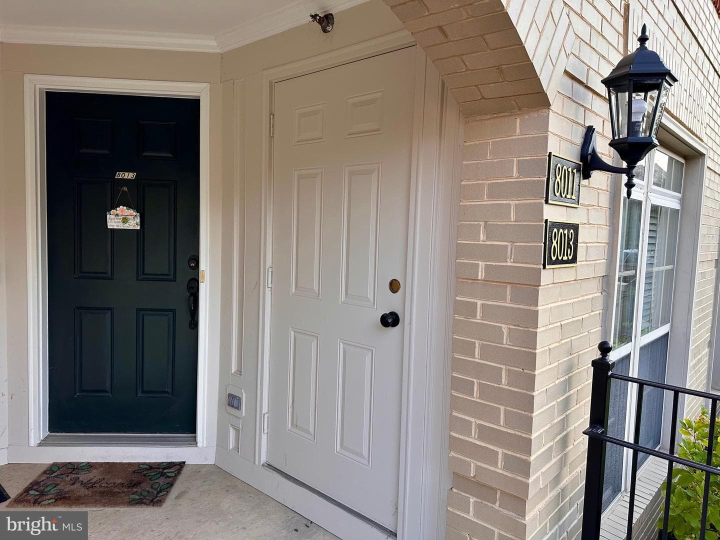8013 Crescent Park Drive photo 2