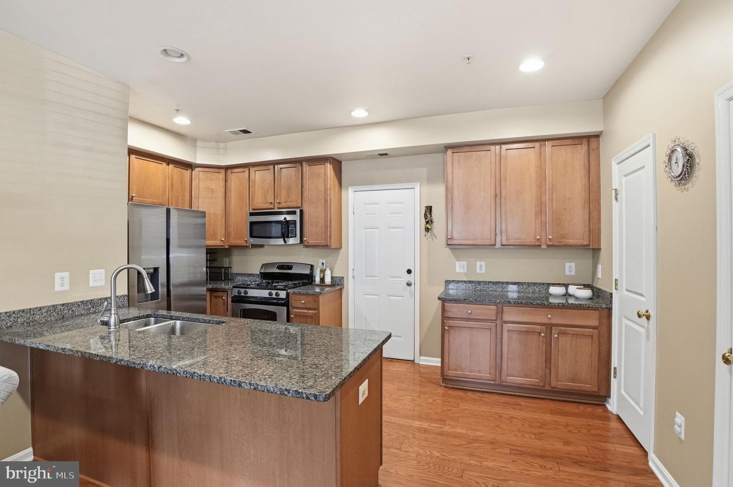 8013 Crescent Park Drive photo 3