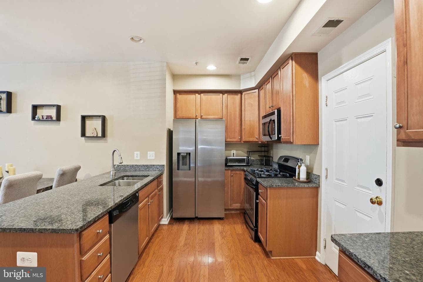 8013 Crescent Park Drive photo 5