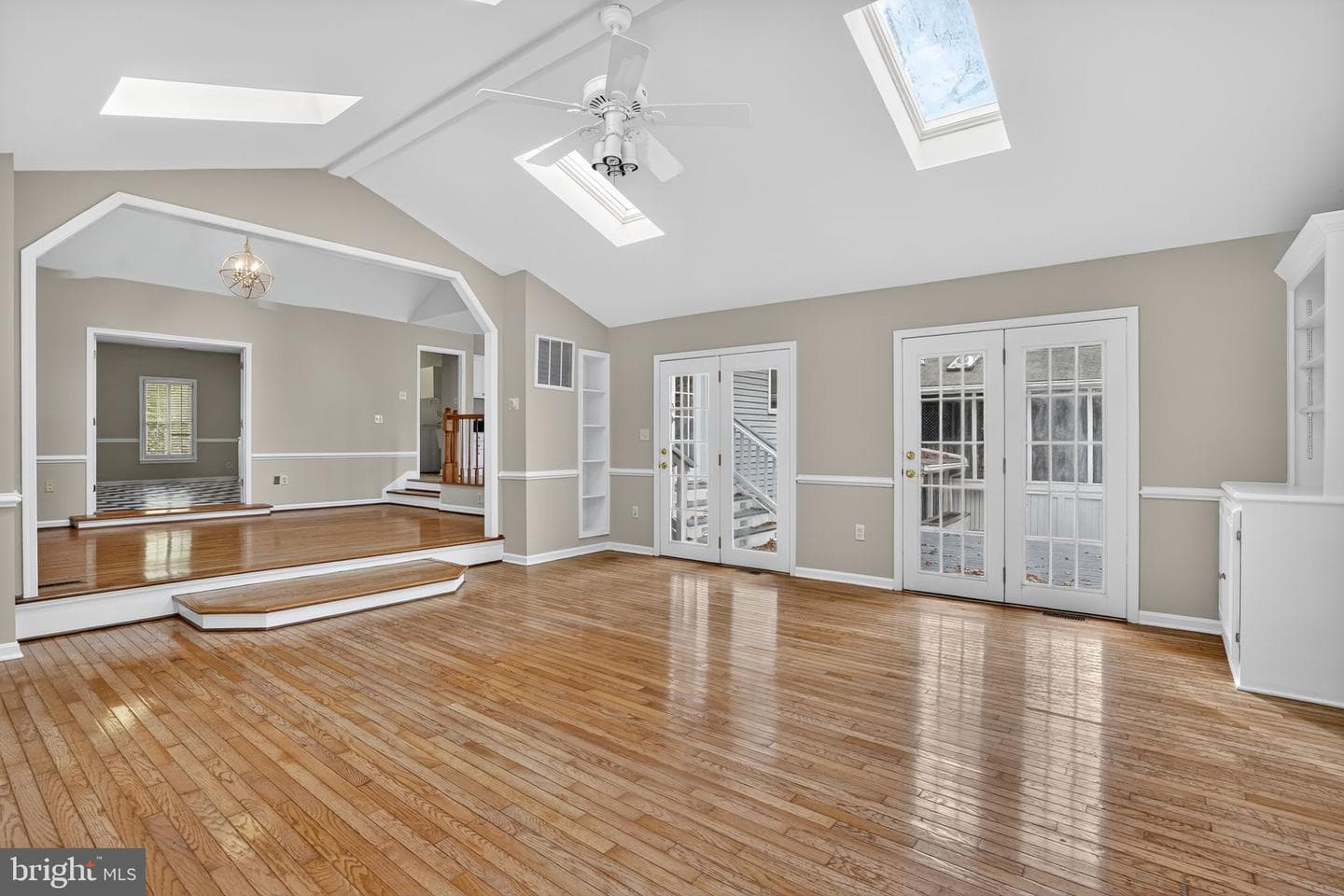 6171 Hemlock Court photo 20