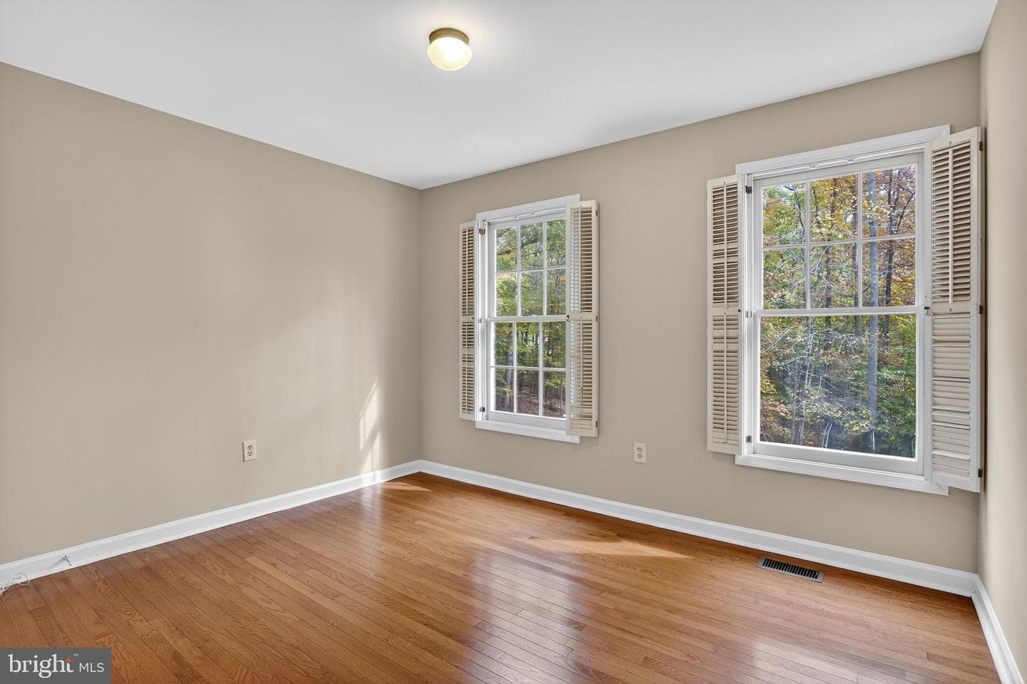 6171 Hemlock Court photo 38