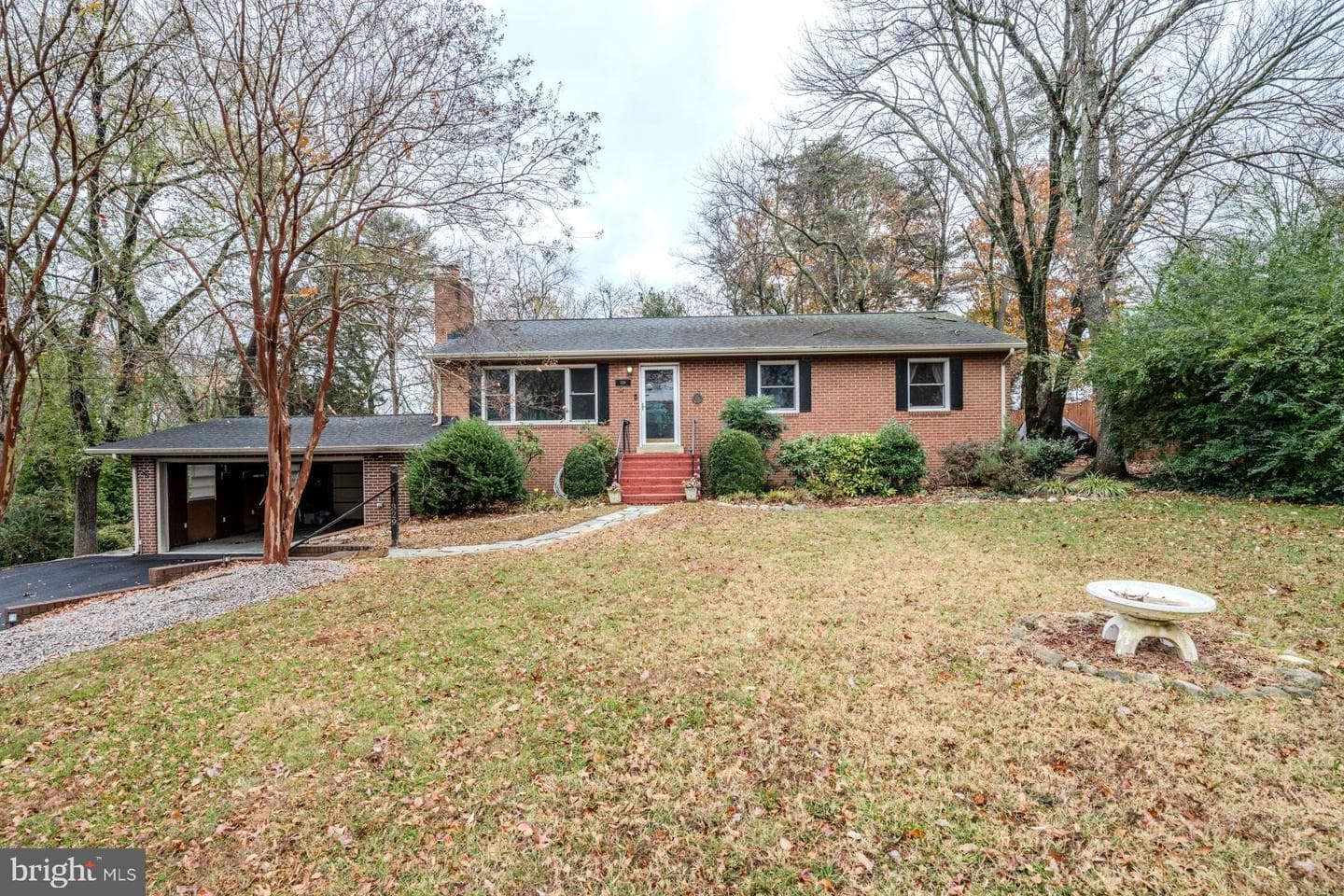 1329 Devils Reach Road, Woodbridge