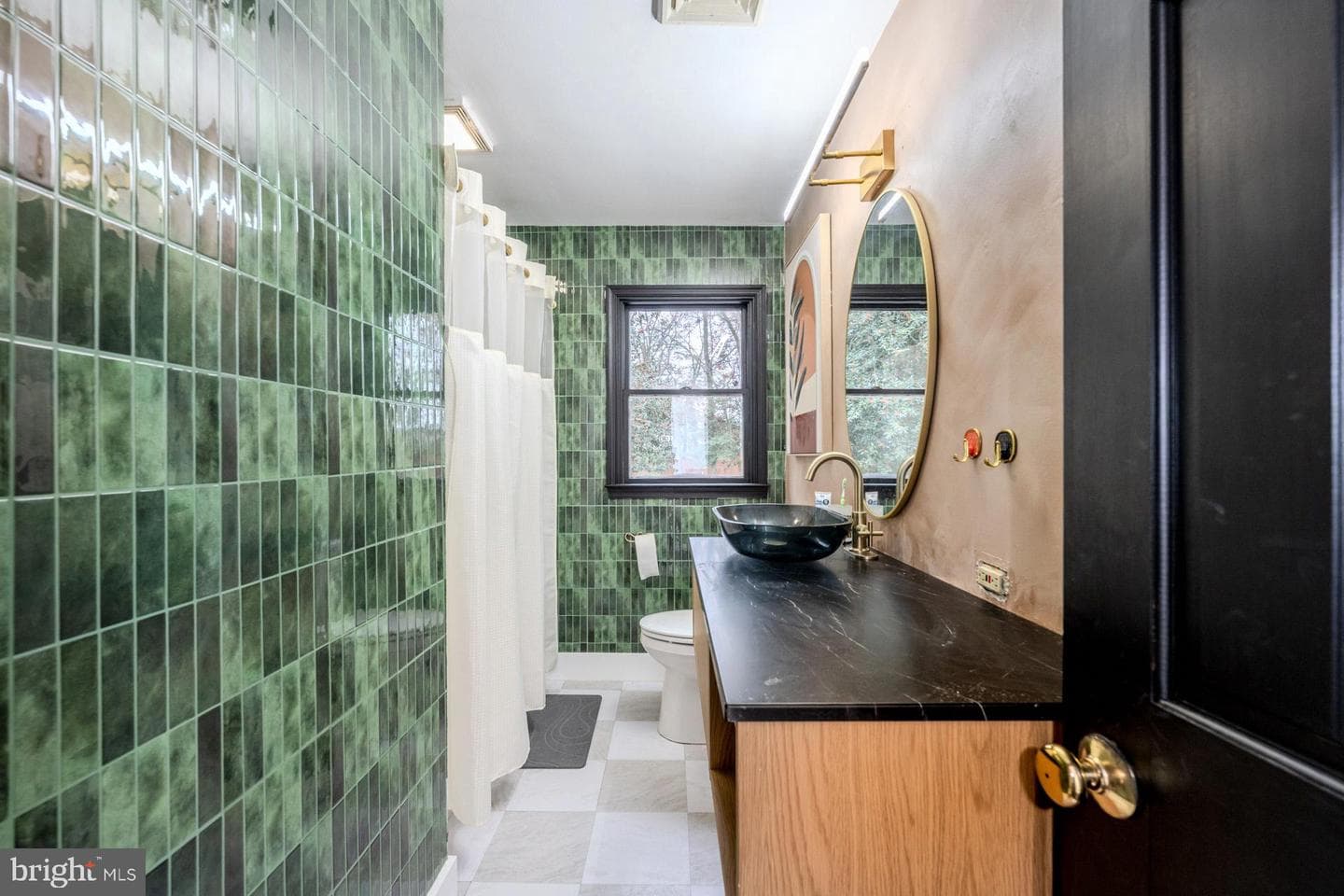 1329 Devils Reach Road photo 17