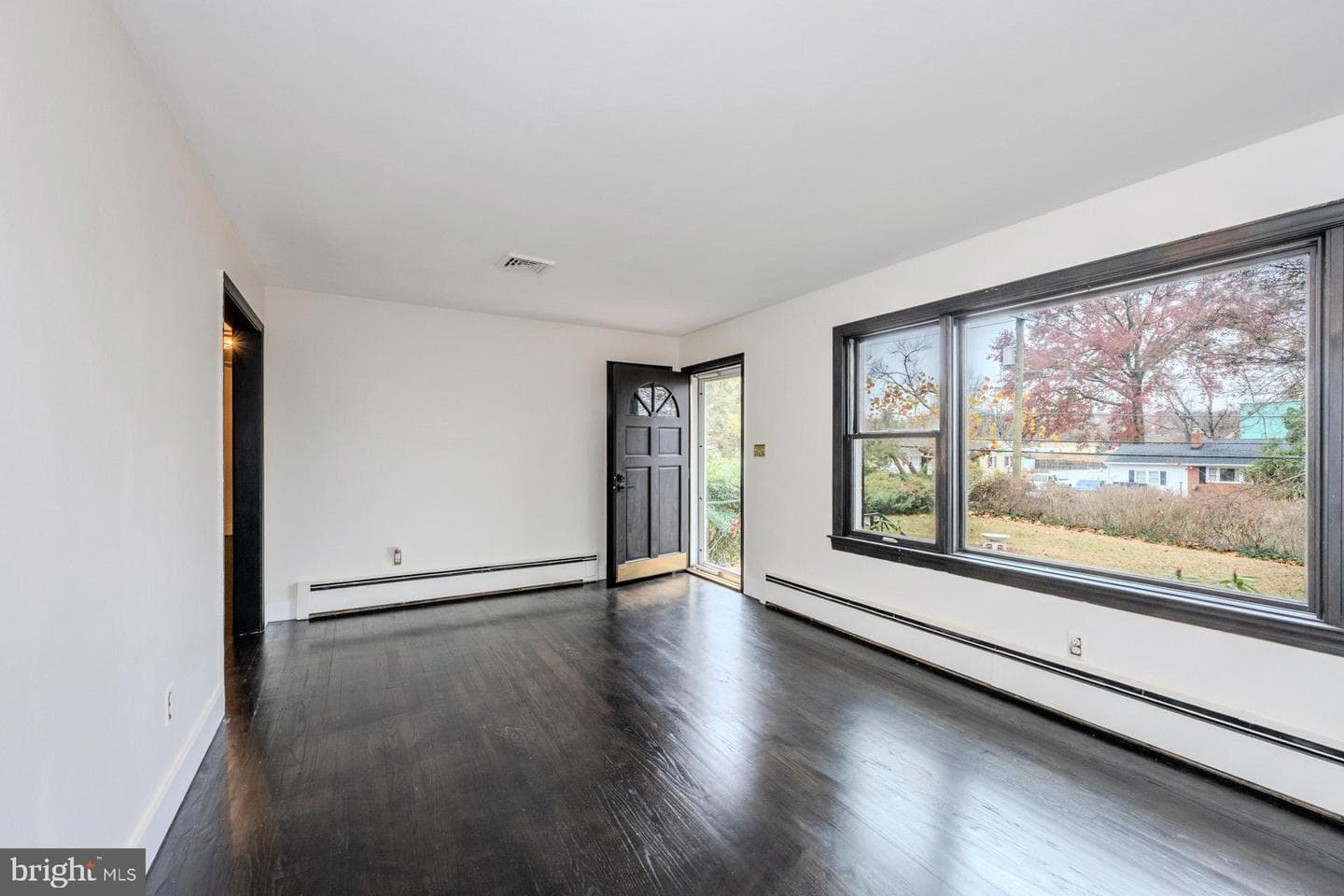1329 Devils Reach Road photo 6