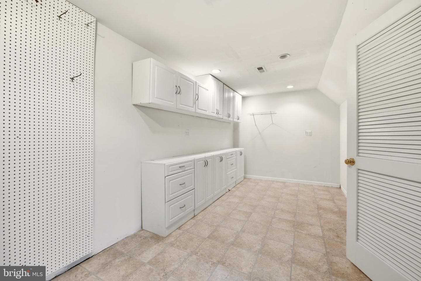 15115 Gaffney Circle photo 25