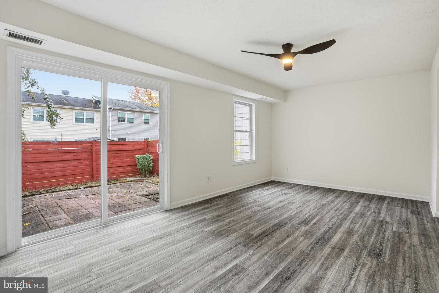 14753 Tamarack Place photo 12