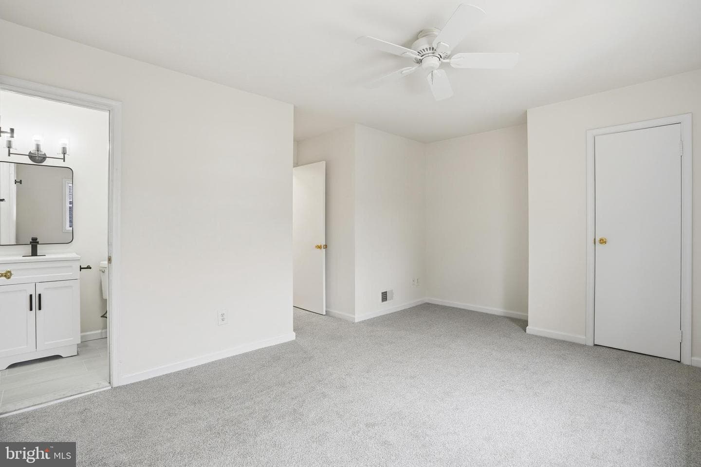 14753 Tamarack Place photo 23