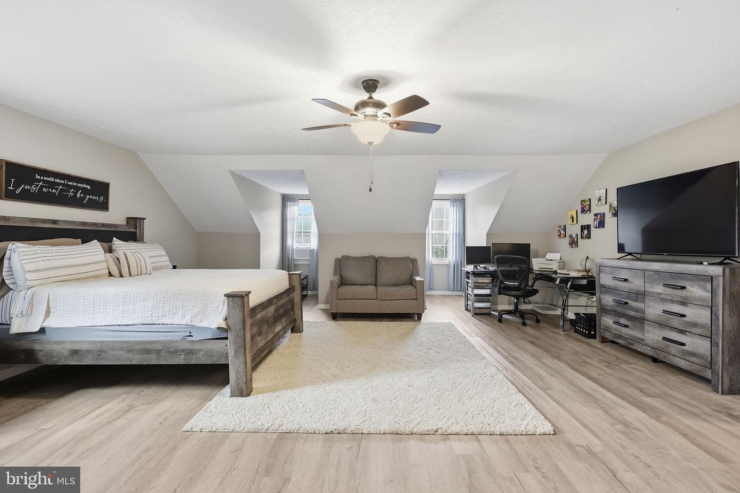 6047 Greenway Court photo 14