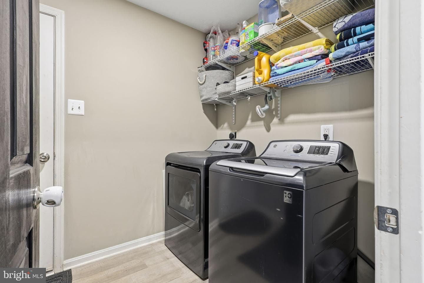 6047 Greenway Court photo 30