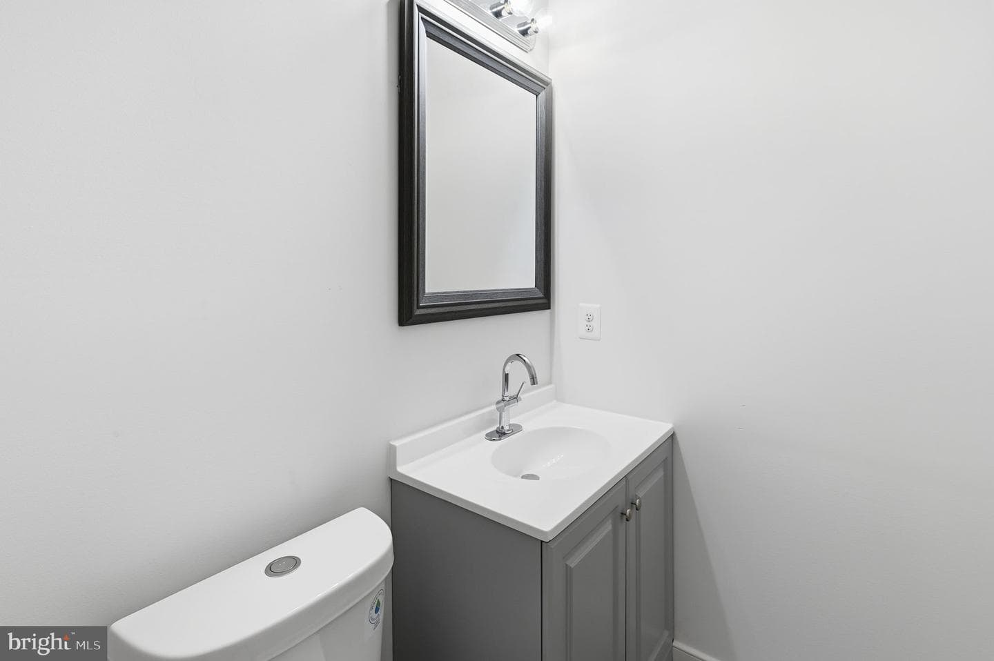 1490 Meadowlark Glen Road photo 18