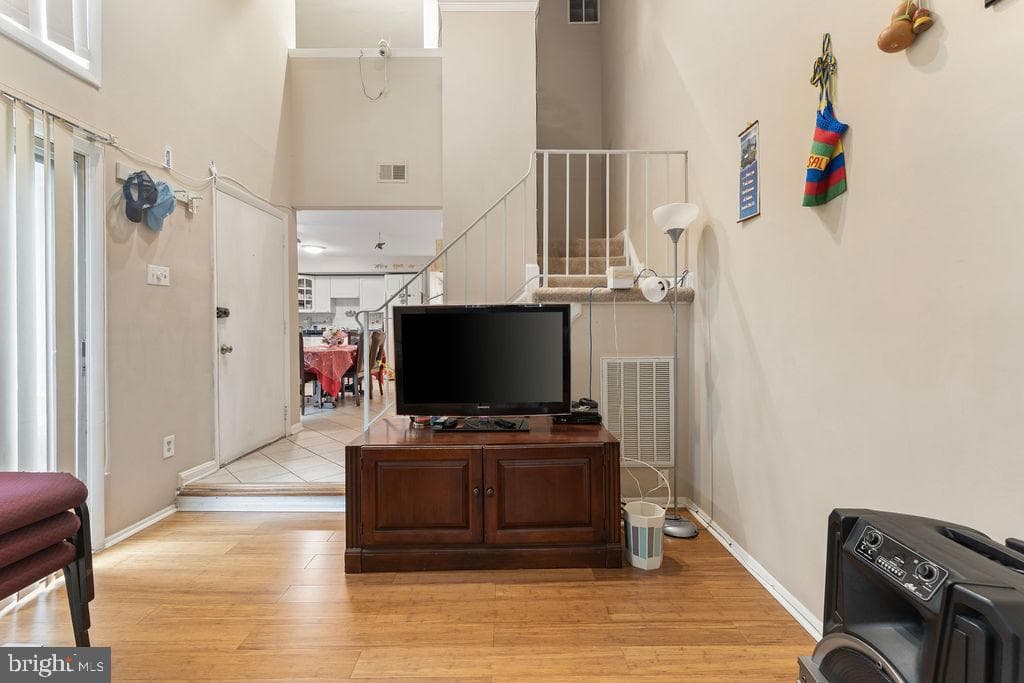 10805 Violet Court photo 11
