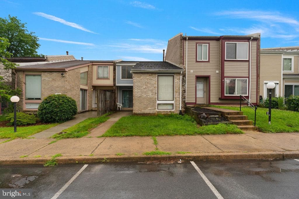 10805 Violet Court photo 2