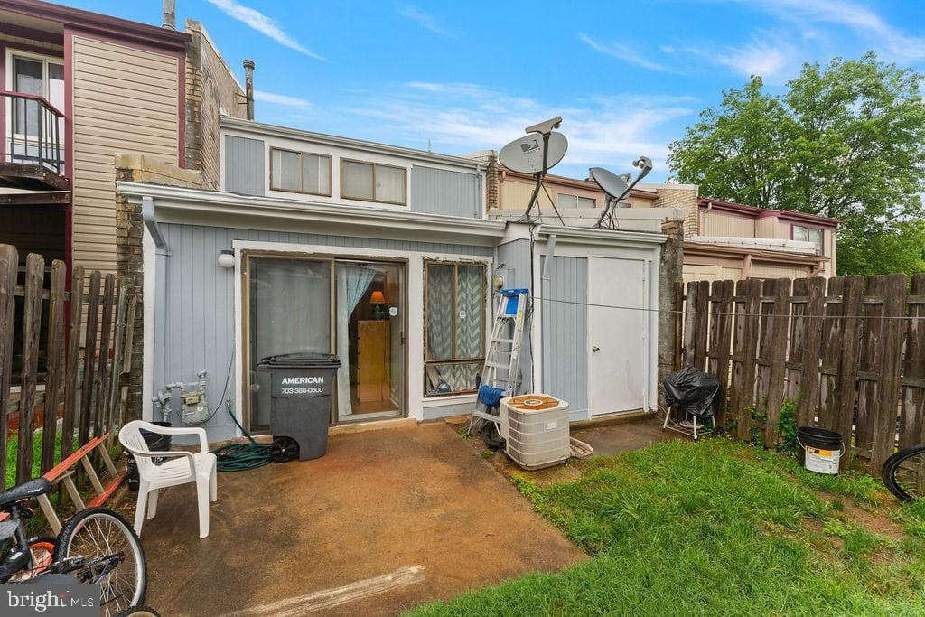 10805 Violet Court photo 25