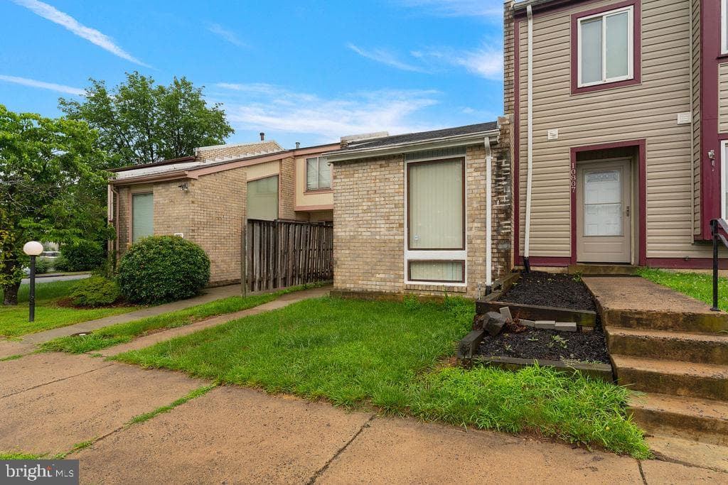10805 Violet Court photo 32
