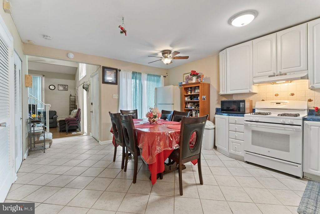 10805 Violet Court photo 7