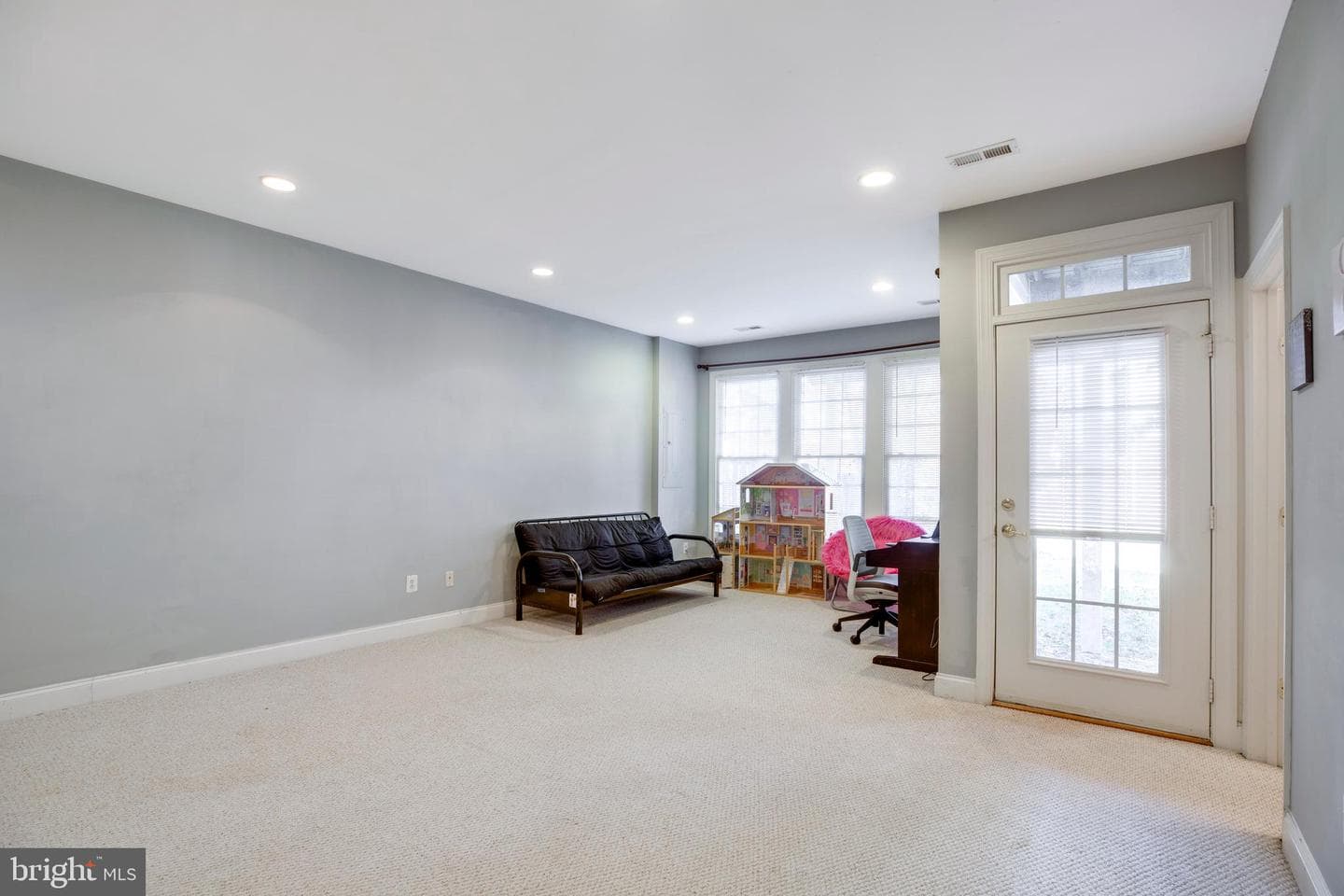 6907 Stanwick Square photo 42