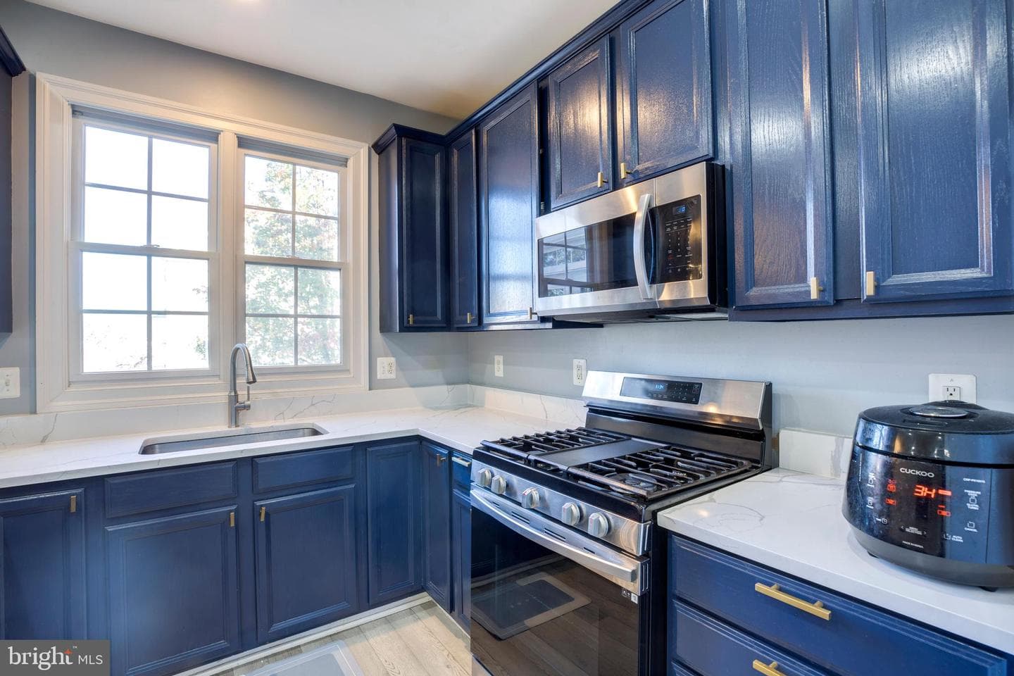 6907 Stanwick Square photo 9