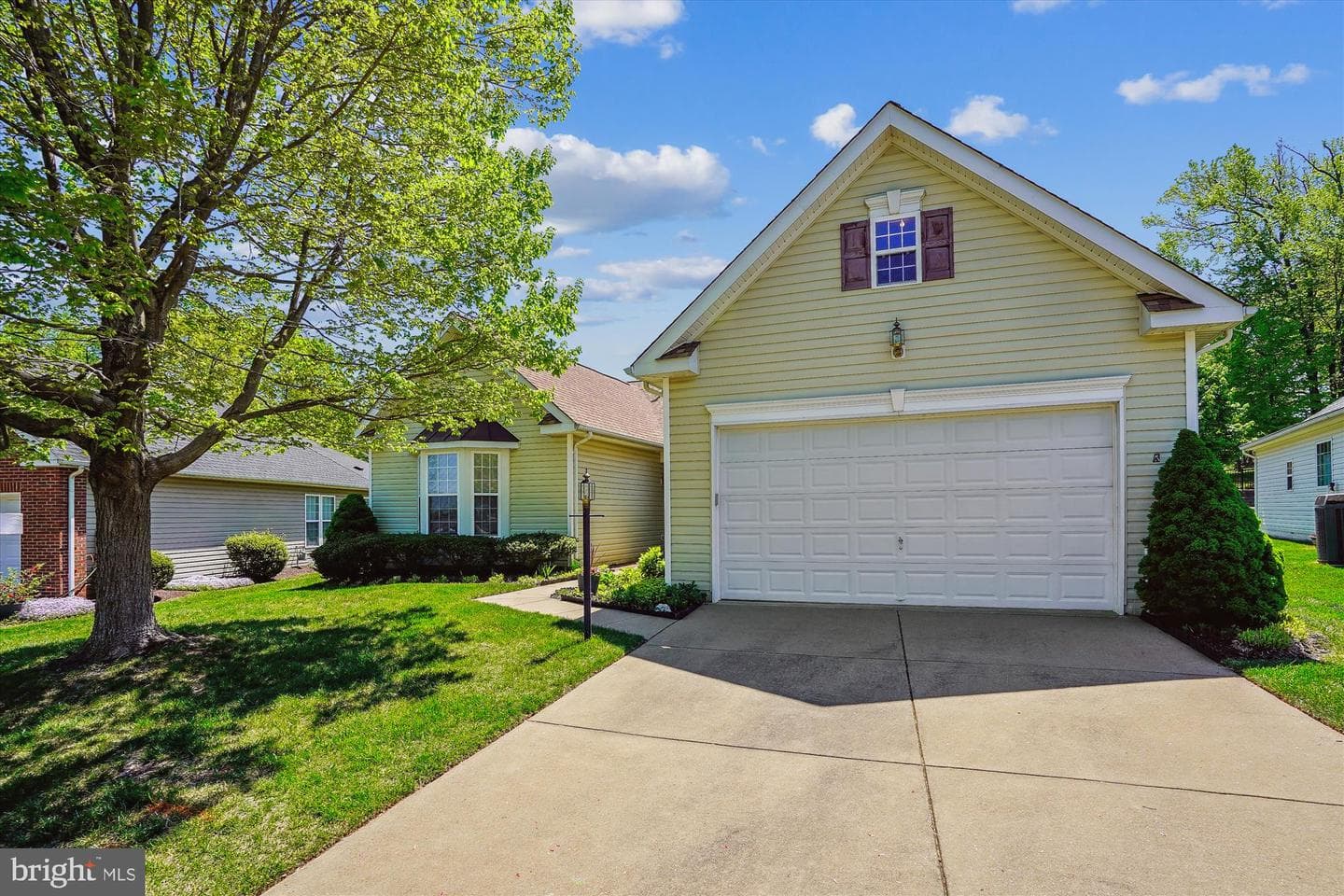 16529 Sparkling Brook Loop photo 1