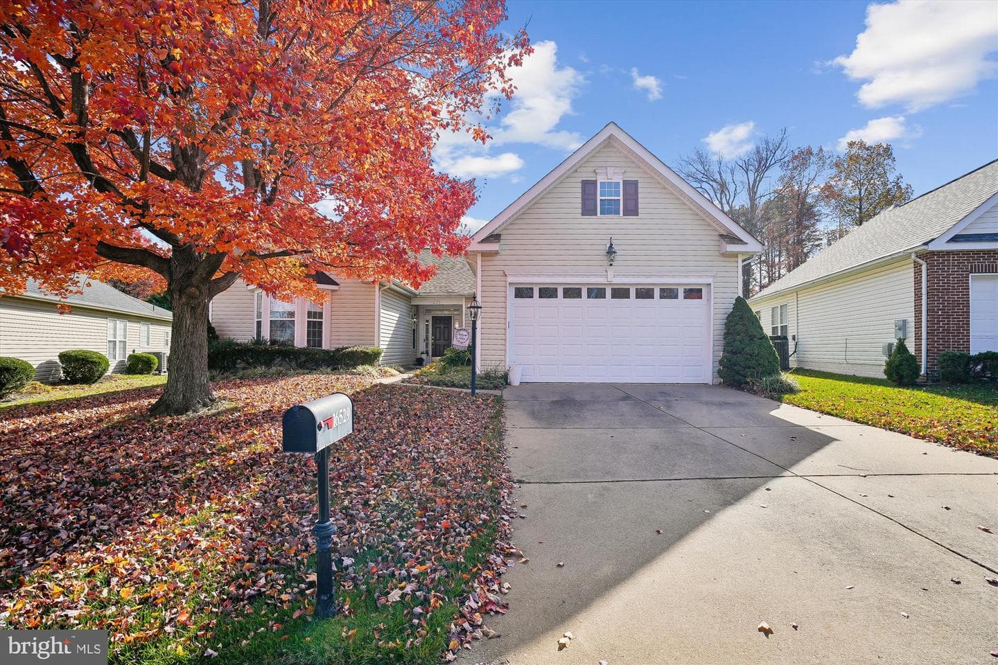 16529 Sparkling Brook Loop photo 2