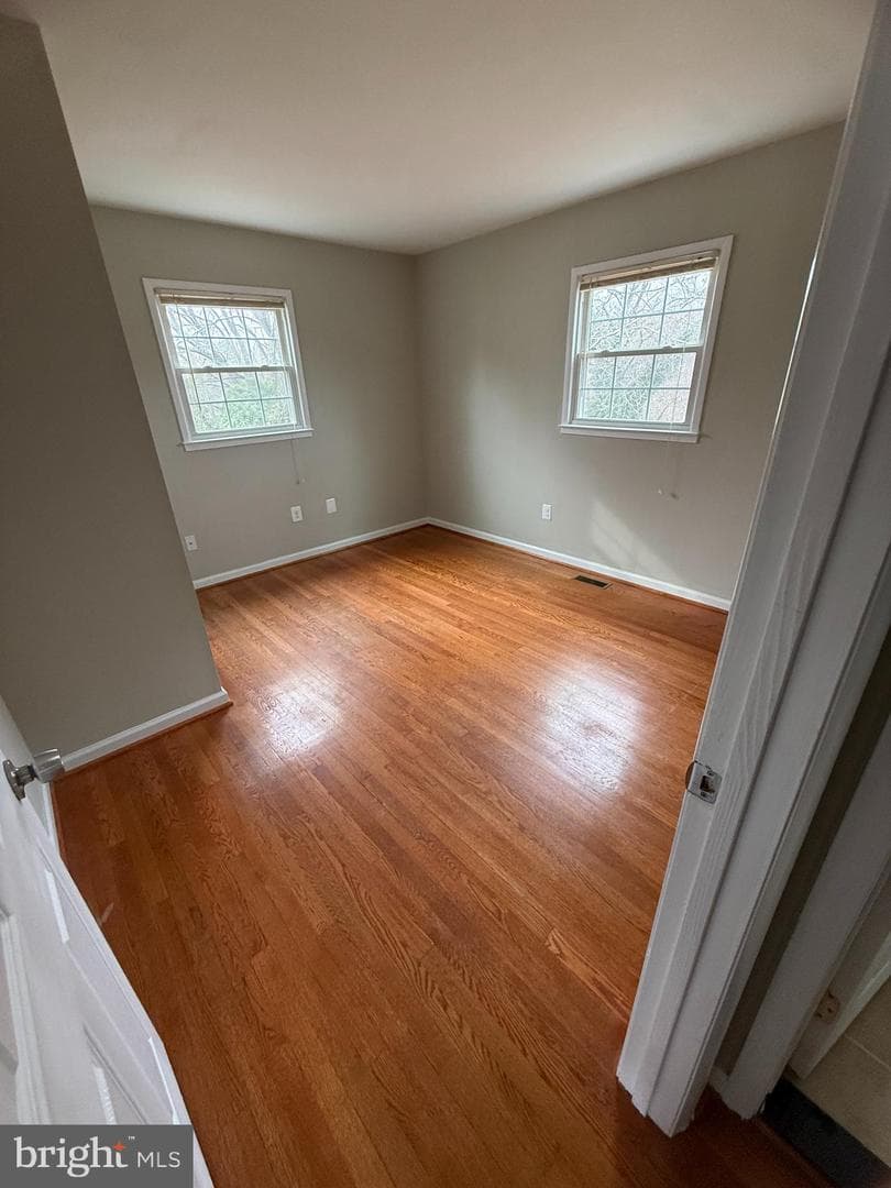 4542 Kingston Road photo 3