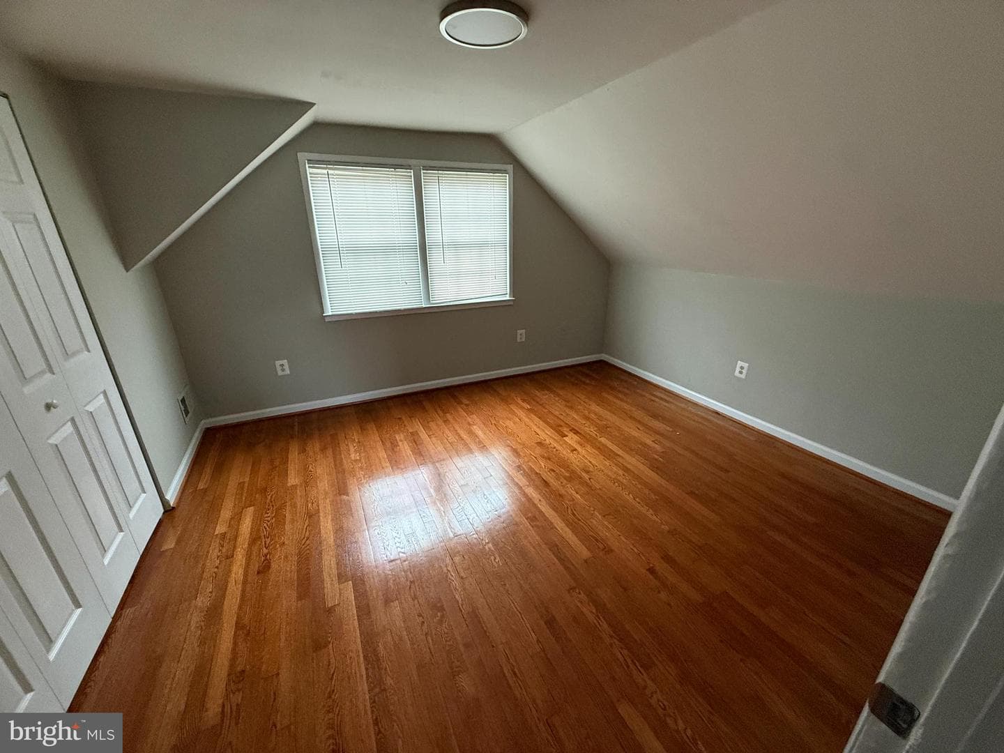4542 Kingston Road photo 9