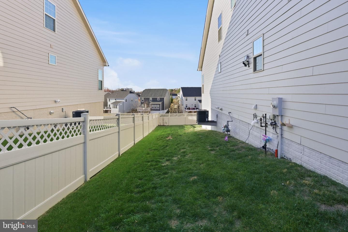 18052 Red Mulberry Road photo 34