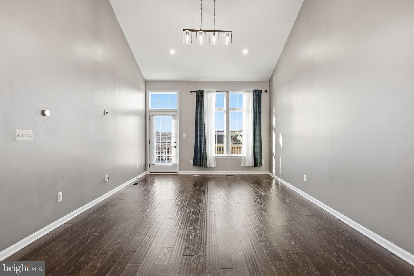 18052 Red Mulberry Road photo 8