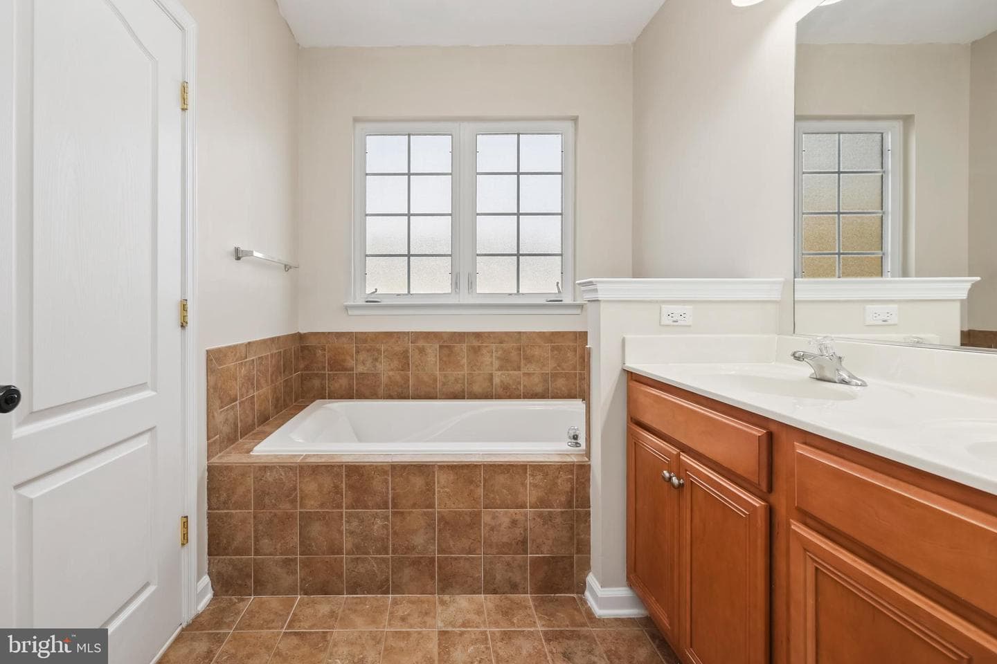 7096 Little Thames Drive photo 30