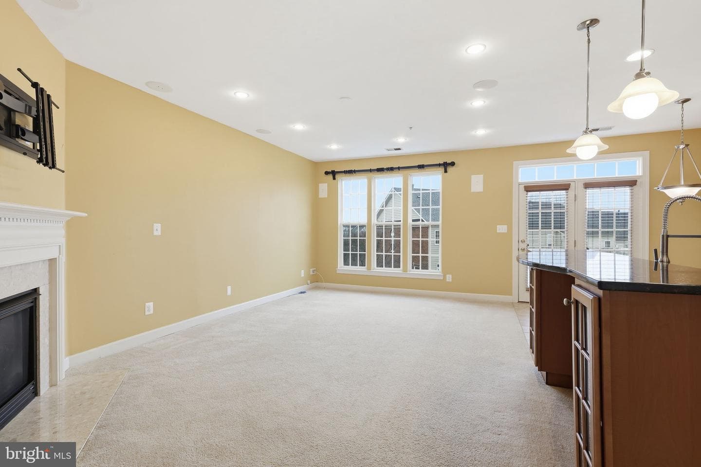 2488 Eastbourne Drive #313 photo 13