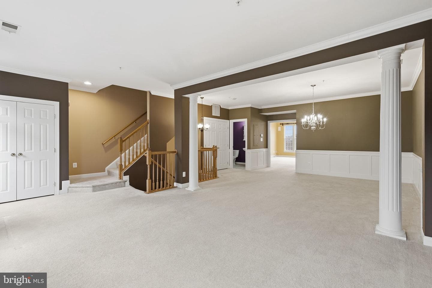 2488 Eastbourne Drive #313 photo 17