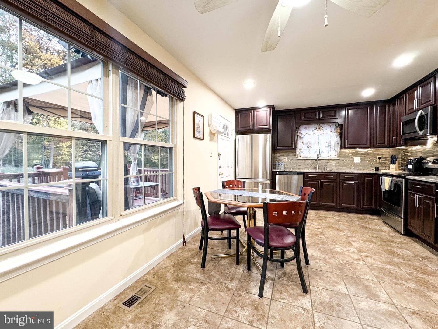 14212 Savannah Drive photo 7
