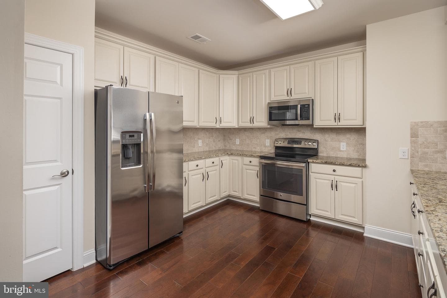 15100 Heather Mill Lane #407 photo 5